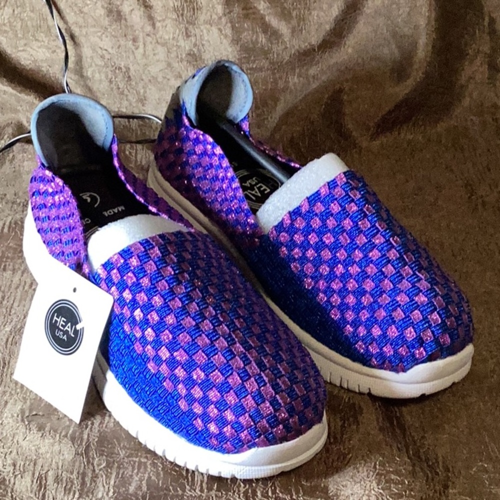 NWT HEAL USA Shoes